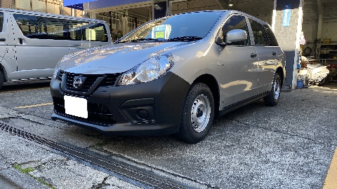 小型商用車3台入庫しました。