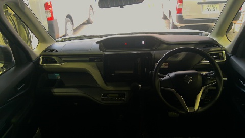 乗用車1台入庫しました。