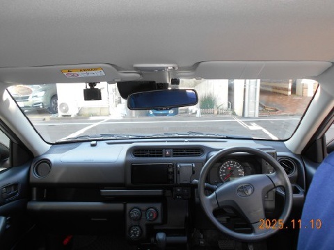 小型商用車1台入庫しました。