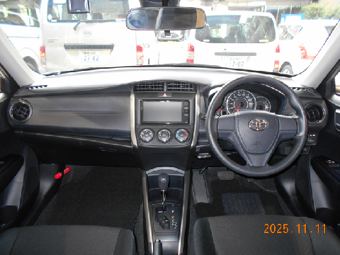 ステーションワゴン1台入庫しました。