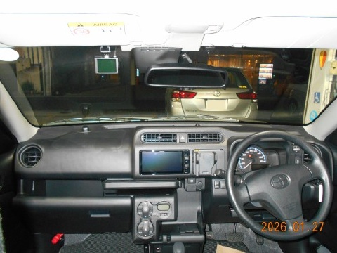 小型商用車HV1台入庫しました。