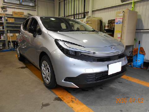 乗用車(アクア)